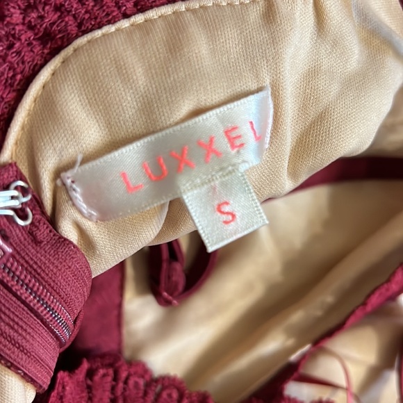 Short Maroon Formal Dress - Picture 3 of 3